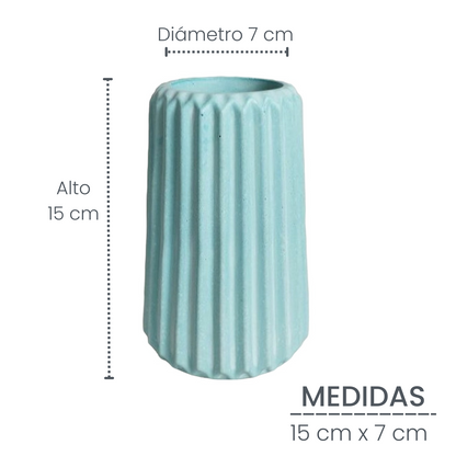 Florero Adamaris en cemento 15x7 cm Aguamarina